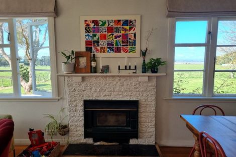Photo of property in 557 Western Lake Road, Western Lake, Featherston, 5773