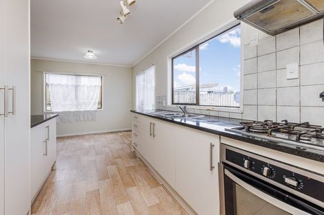 Photo of property in 2/55 Alfriston Road, Manurewa East, Auckland, 2102