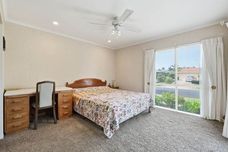 Photo of property in 23 Millington Place, Huntington Park, Auckland, 2013