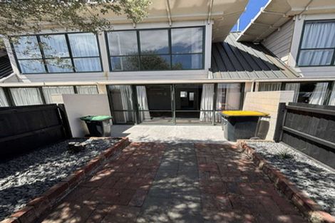 Photo of property in 2/86 Picton Avenue, Riccarton, Christchurch, 8011