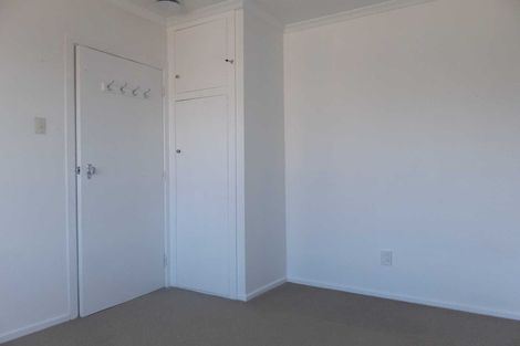 Photo of property in 11 Powell Crescent, Ilam, Christchurch, 8041