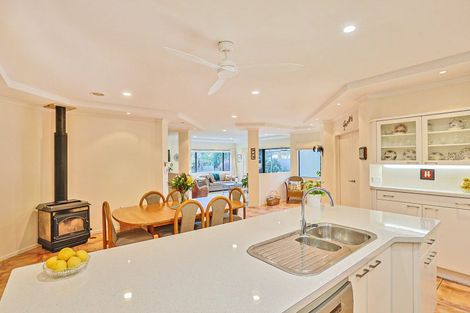 Photo of property in 10 Park Lane, Greenmeadows, Napier, 4112