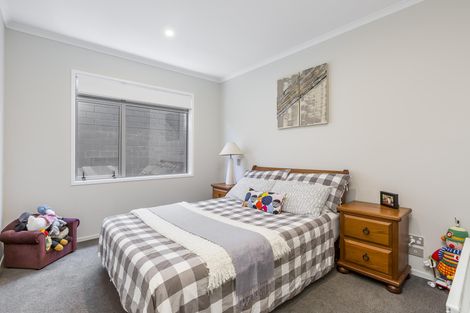 Photo of property in 8 Poaka Road, Hobsonville, Auckland, 0618