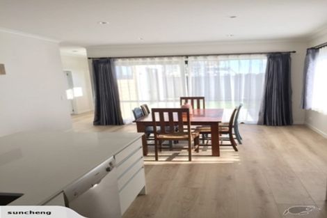 Photo of property in 10 Grey Warbler Road, Hobsonville, Auckland, 0616