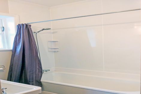 Photo of property in 9 Harlech Street, Oamaru North, Oamaru, 9400