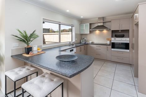 Photo of property in 20 Earlshall Drive, Flat Bush, Auckland, 2016