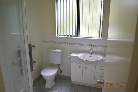 Photo of property in 31c Greenvalley Rise, Glenfield, Auckland, 0629
