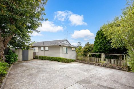 Photo of property in 98 Gallony Avenue, Massey, Auckland, 0614