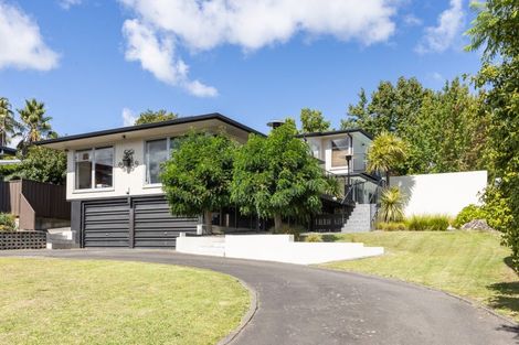 Photo of property in 46 Tauroa Road, Havelock North, 4130