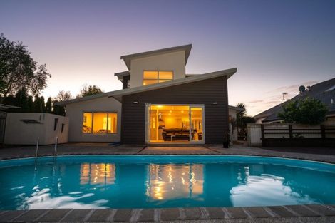 Photo of property in 19 San Priamo Place, Paraparaumu Beach, Paraparaumu, 5032