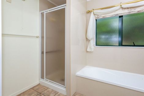 Photo of property in 124a Avalon Place, Whangamata, 3620