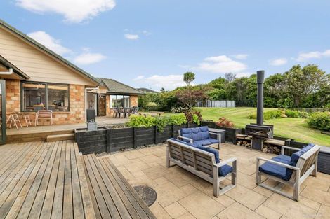 Photo of property in 9 Millbrook Drive, Waiuku, 2683