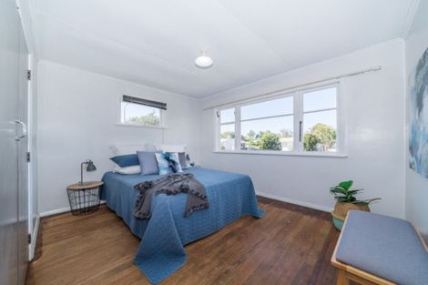 Photo of property in 166 Highbury Avenue, Highbury, Palmerston North, 4412
