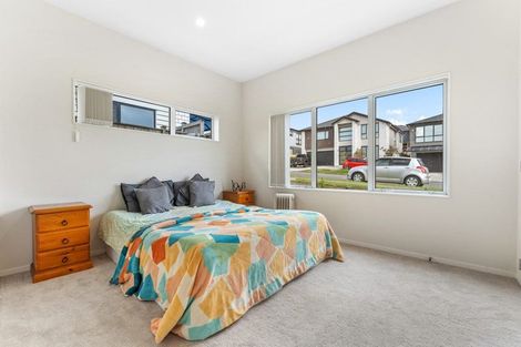 Photo of property in 42 Lime Hill Rise, Flat Bush, Auckland, 2019