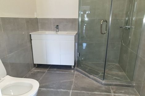Photo of property in 21 Millcroft Lane, Ranui, Auckland, 0612