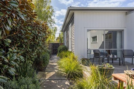 Photo of property in 47 Cleveland Street, Edgeware, Christchurch, 8013