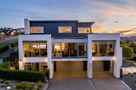 Photo of property in 141 Endeavour Drive, Whitby, Porirua, 5024