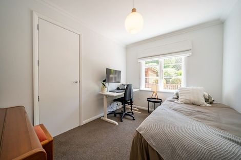 Photo of property in 12 Glenside Road, Glenside, Wellington, 6037