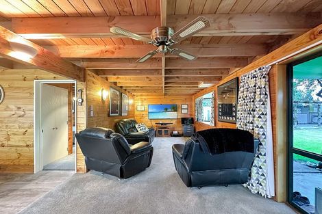 Photo of property in 32 Omahau Crescent, Twizel, 7901