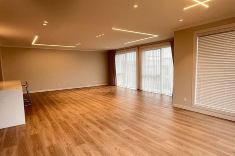 Photo of property in 8 La Bella Road, Hobsonville, Auckland, 0616