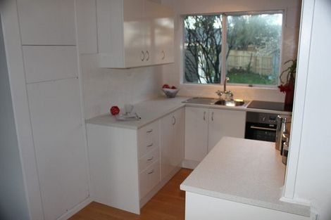 Photo of property in 2/23 Tahi Terrace, Glen Eden, Auckland, 0602