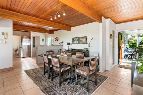 Photo of property in 9 Braemar Road, Castor Bay, Auckland, 0620