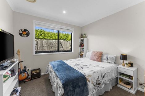 Photo of property in 12 Lakeside Terrace, Omokoroa, 3114