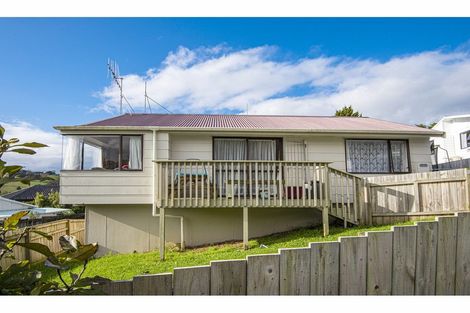 Photo of property in 8a Logan Place, Te Kamo, Whangarei, 0112