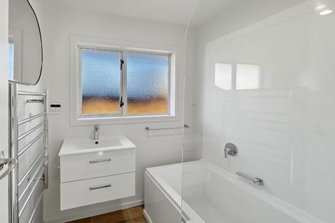 Photo of property in 22 Russley Road, Russley, Christchurch, 8042