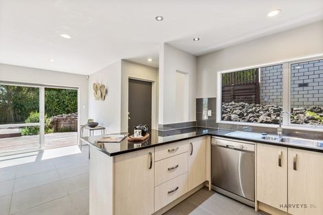 Photo of property in 75b Pleasant Road, Glen Eden, Auckland, 0602