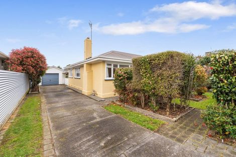 Photo of property in 17 Grey Street, Feilding, 4702
