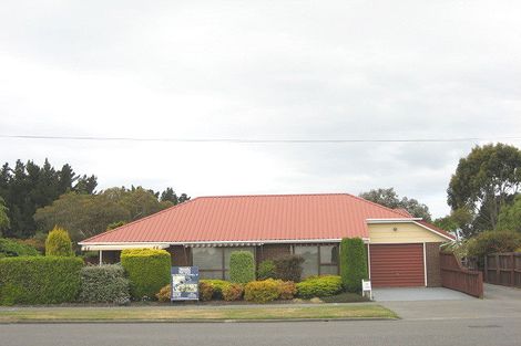 Photo of property in 478 Bower Avenue, Parklands, Christchurch, 8083