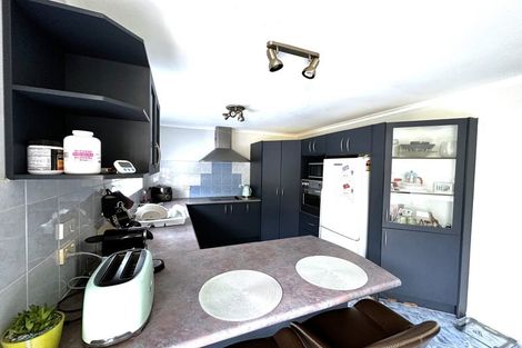 Photo of property in 5 Morewa Place, Takanini, 2112