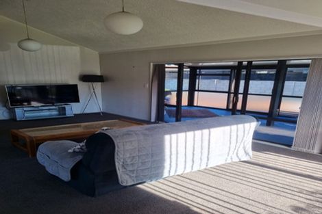 Photo of property in 11 Lowther Place, Taradale, Napier, 4112