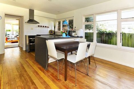 Photo of property in 6 Merton Place, Bryndwr, Christchurch, 8053