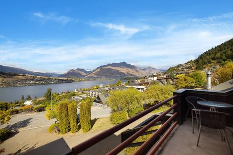 Photo of property in 19 Goldfield Heights, Queenstown, 9300