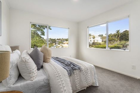 Photo of property in 1/5 Pelican Lane, Unsworth Heights, Auckland, 0632