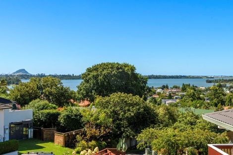Photo of property in 5 Norfolk Way, Welcome Bay, Tauranga, 3112