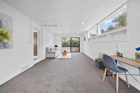 Photo of property in 121 Settlement Road, Papakura, 2110