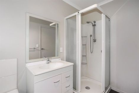 Photo of property in 20 Mcgowan Rise, Tuakau, 2121