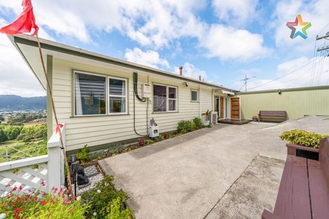 Photo of property in 16 Major Drive, Kelson, Lower Hutt, 5010