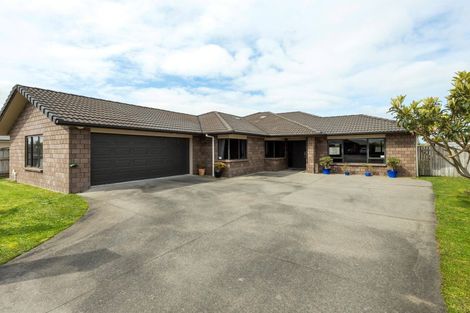 Photo of property in 55 Aquila Crescent, Rototuna North, Hamilton, 3210