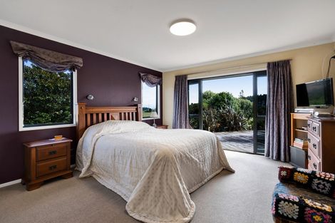 Photo of property in 852 Frankley Road, Hurworth, New Plymouth, 4371