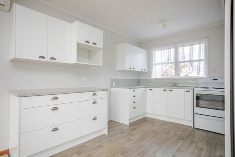 Photo of property in 9/25 Queen Street, Dannevirke, 4930