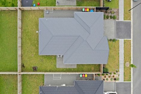 Photo of property in 175 Faringdon Boulevard, Rolleston, 7615