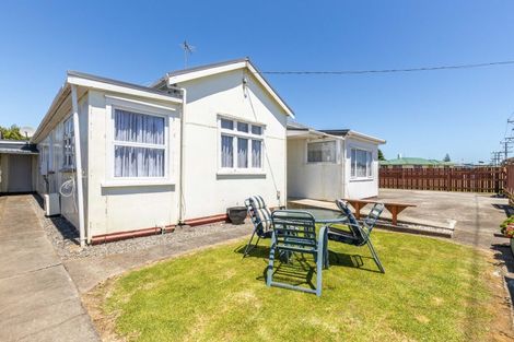 Photo of property in 9 Parris Street, Moturoa, New Plymouth, 4310