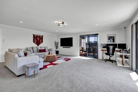 Photo of property in 22b Larlin Drive, Hawera, 4675