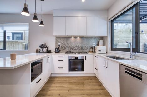 Photo of property in 17 Ta Moko Drive, Gulf Harbour, Whangaparaoa, 0930