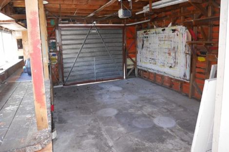 Photo of property in 1 Westmont Street, Ilam, Christchurch, 8041