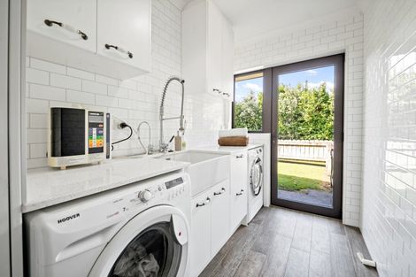 Photo of property in 121 Access Road, Kumeu, 0891